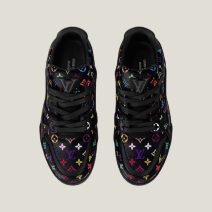 حذاء لويس فيتون × تاكاشي موراكامي LV Trainer – صورة رئيسية إصدار 2025