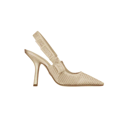 صورة جانبية لحذاء كريستيان ديور جادور بالكعب العالي والكريستال