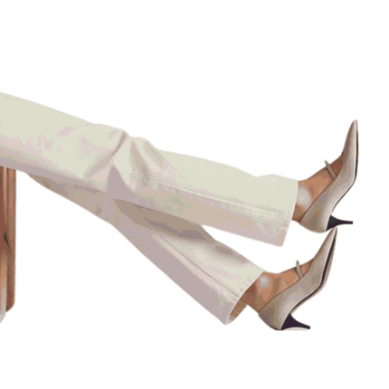 جودة وملمس جلد النابا الأسود الفاخر في مضخة هيرميس