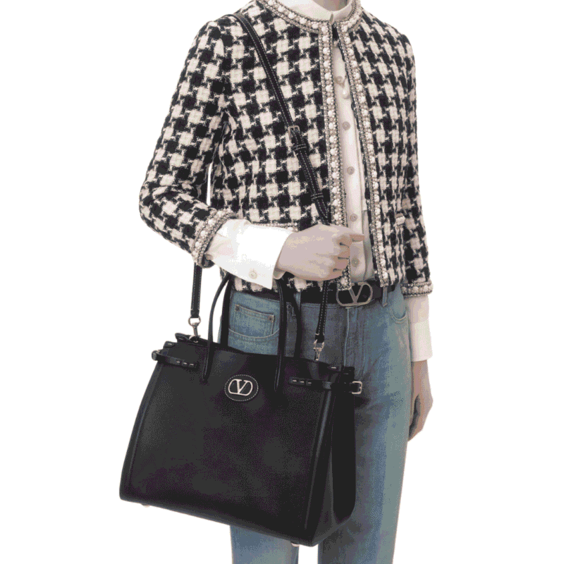 شنطة فالنتينو أنتيب متوسطة سوداء من جلد العجل - واجهة أمامية