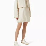 النعل الداخلي من الجلد الناعم للراحة الفائقة.