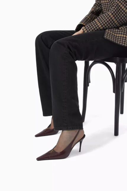 الحزام الخلفي المرن للثبات والراحة المثالية.