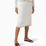 وسادة القدم المقولبة للراحة الاستثنائية.