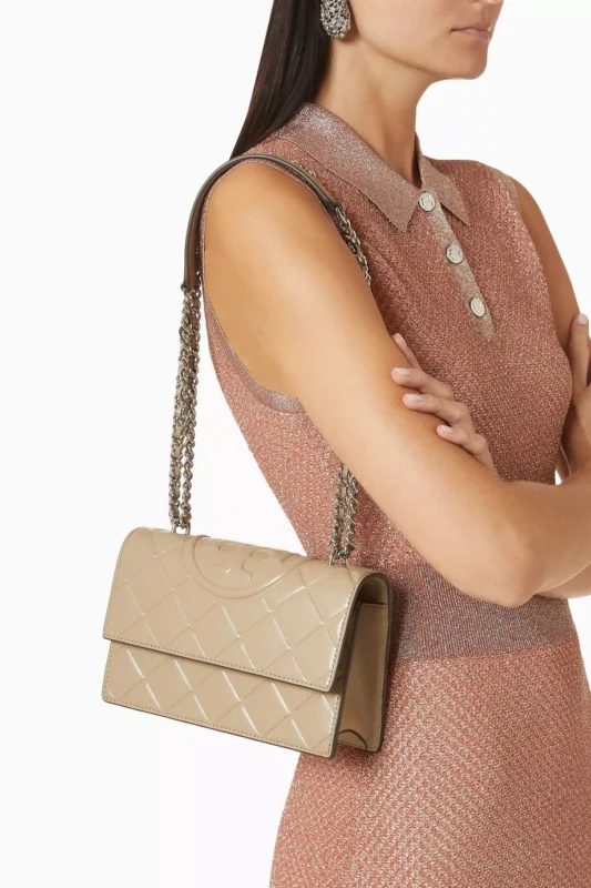 شنطة توري بورش، توري بورش شنط، حقيبة توري بورش، شنطة ستيلا، شنطة ايرميز، شنطة توري بورش عنابي، شنطه بورش، شنطة ماركة توري بورش، شنط توري بورش، حقيبة توري بورش